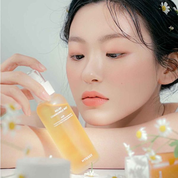 xịt khoáng làm dịu tinh chất cúc la mã relief chamomile mist 100ml